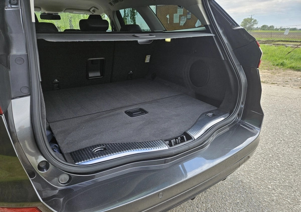 Ford Mondeo cena 56900 przebieg: 240000, rok produkcji 2015 z Sulejówek małe 781